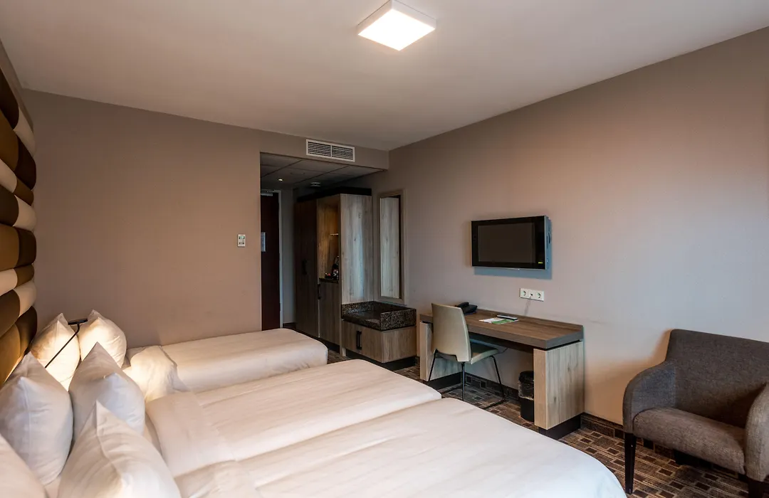 Xo Hotels Blue Square-1